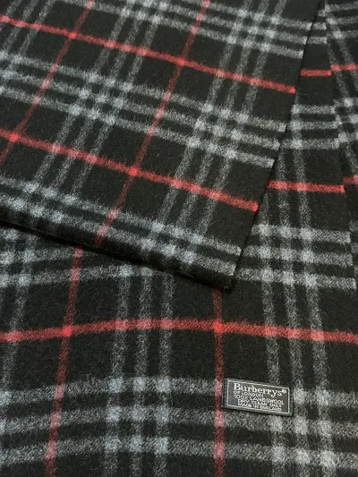 Burberry Long Vintage Black Small Check Lambswool Scarf — thumbnail 2