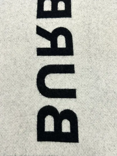 Burberry Reversible Black and White Logo Wool Scarf — thumbnail 7