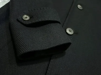 Burberry London Single Breasted Wool Blend Mid-Length Overcoat — thumbnail 9