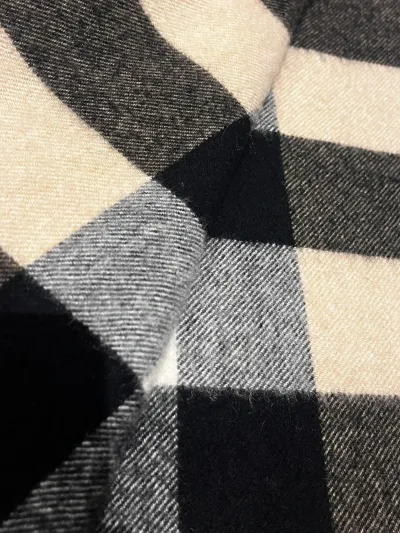 Classic Cashmere Check Scarf — thumbnail 5