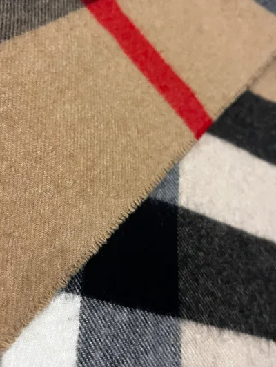 Classic Cashmere Check Scarf — thumbnail 3
