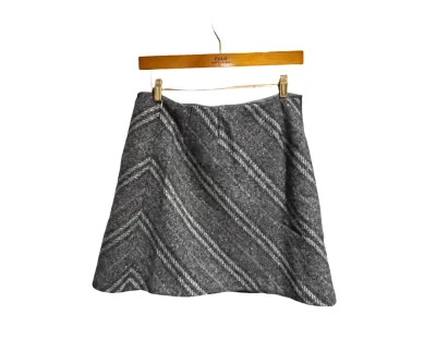 Woolen Short Skirt — thumbnail 2